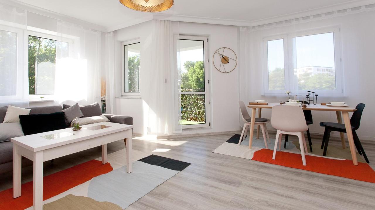 Uroczy Apartament Rzeczna Колобжег Екстериор снимка